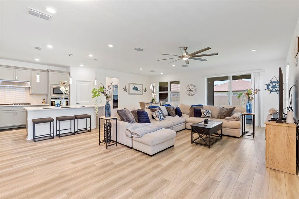 Breakfast bar, dining area and great room