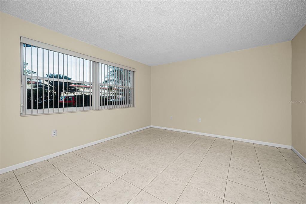 Property for sale at 5750 80TH STREET N UNIT D101, ST PETERSBURG, FL, 33709