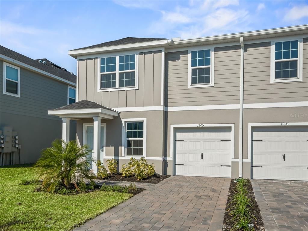 Property for sale at 1205 PORT BLUE WAY, LADY LAKE, FL, 32159