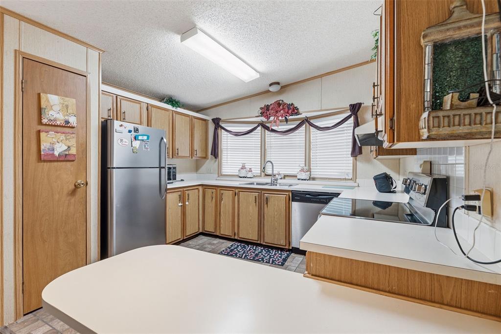 Property for sale at 410 DOLPHIN DRIVE S, OLDSMAR, FL, 34677