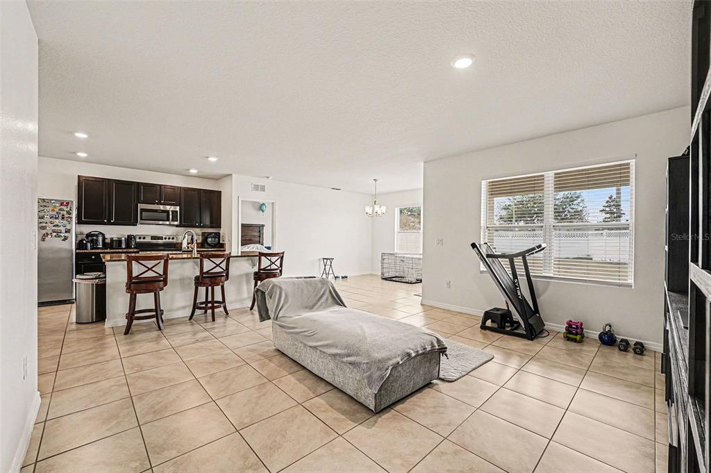 Property for sale at 3180 COUNTRY CLUB CIRCLE, WINTER HAVEN, FL, 33881