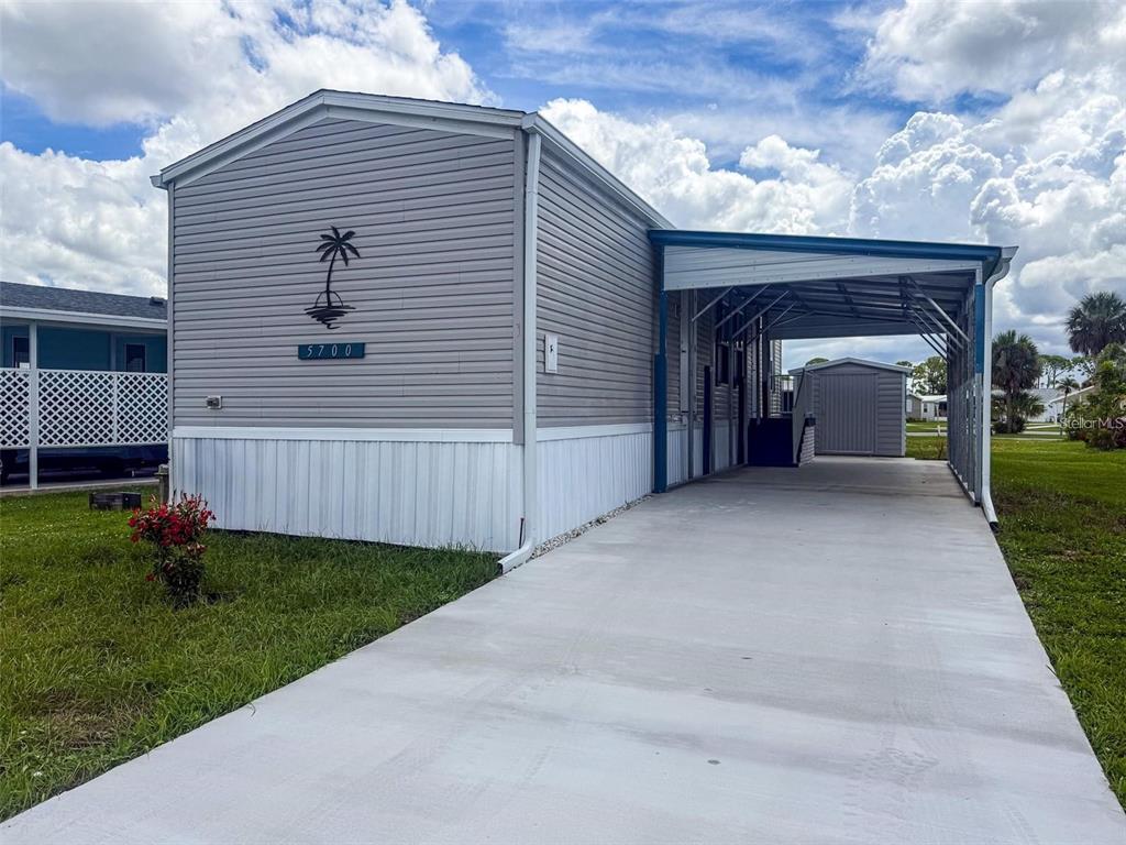 Property for sale at 5700 HOLIDAY PARK BOULEVARD, NORTH PORT, FL, 34287