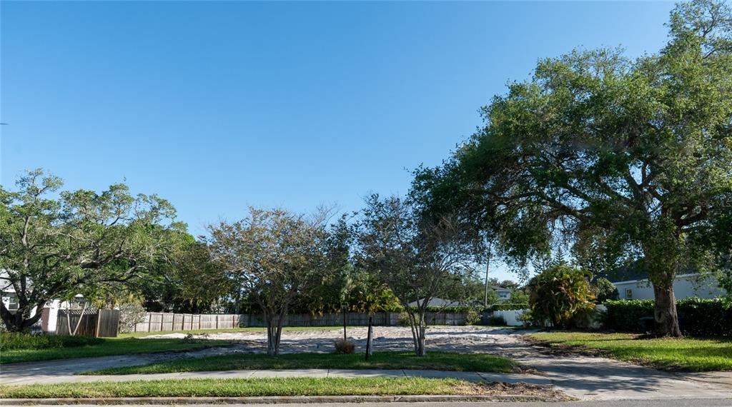 Property for sale at 1020 SNELL ISLE BOULEVARD NE, ST PETERSBURG, FL, 33704
