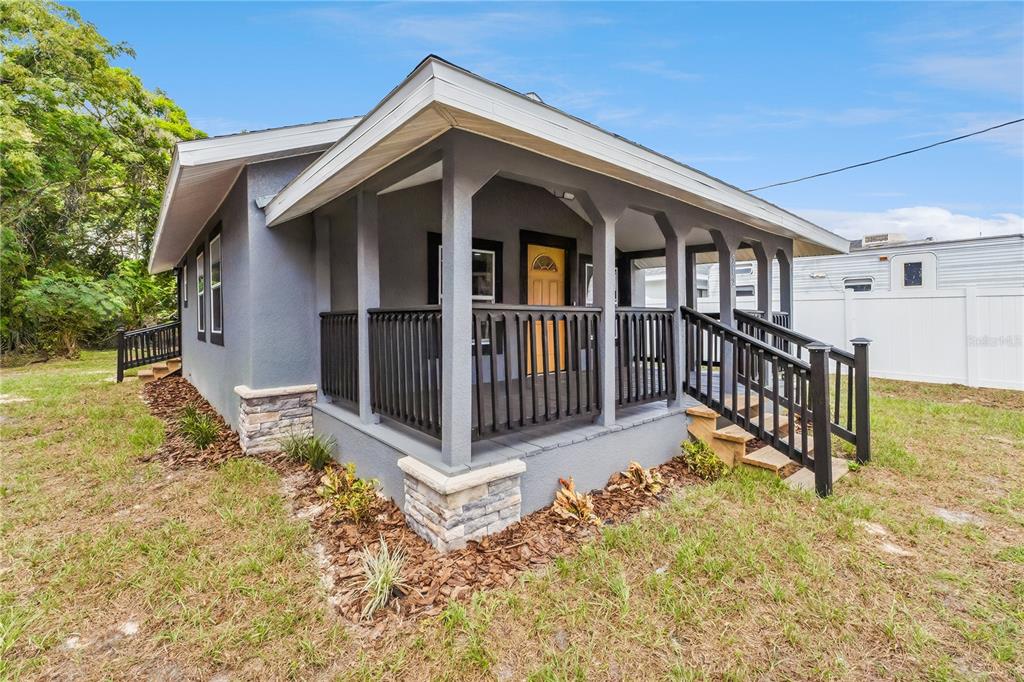 Property for sale at 512 BENNETT STREET, AUBURNDALE, FL, 33823