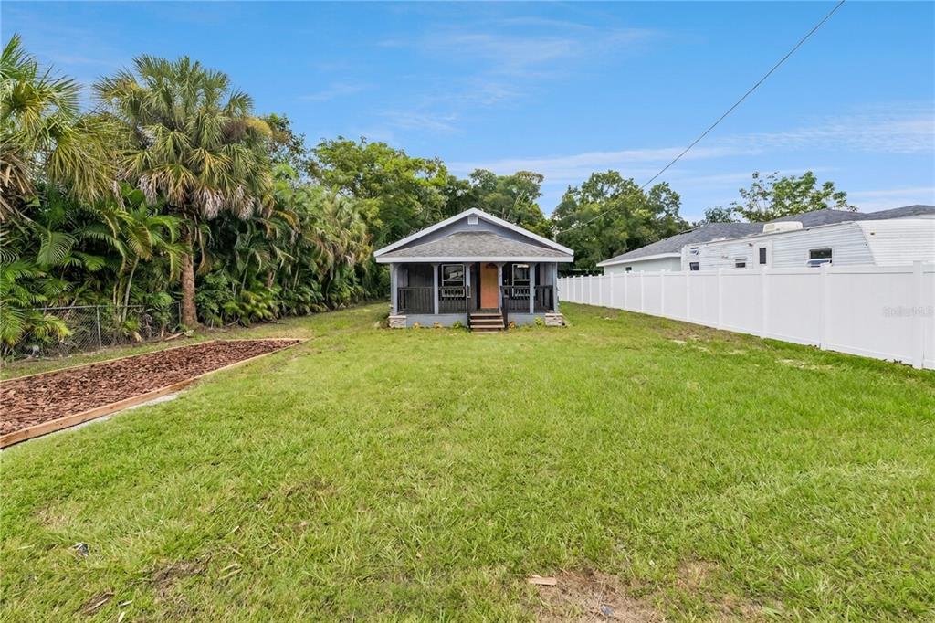 Property for sale at 512 BENNETT STREET, AUBURNDALE, FL, 33823