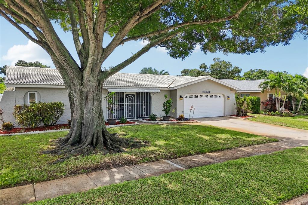 Property for sale at 13178 88TH AVENUE N, SEMINOLE, FL, 33776