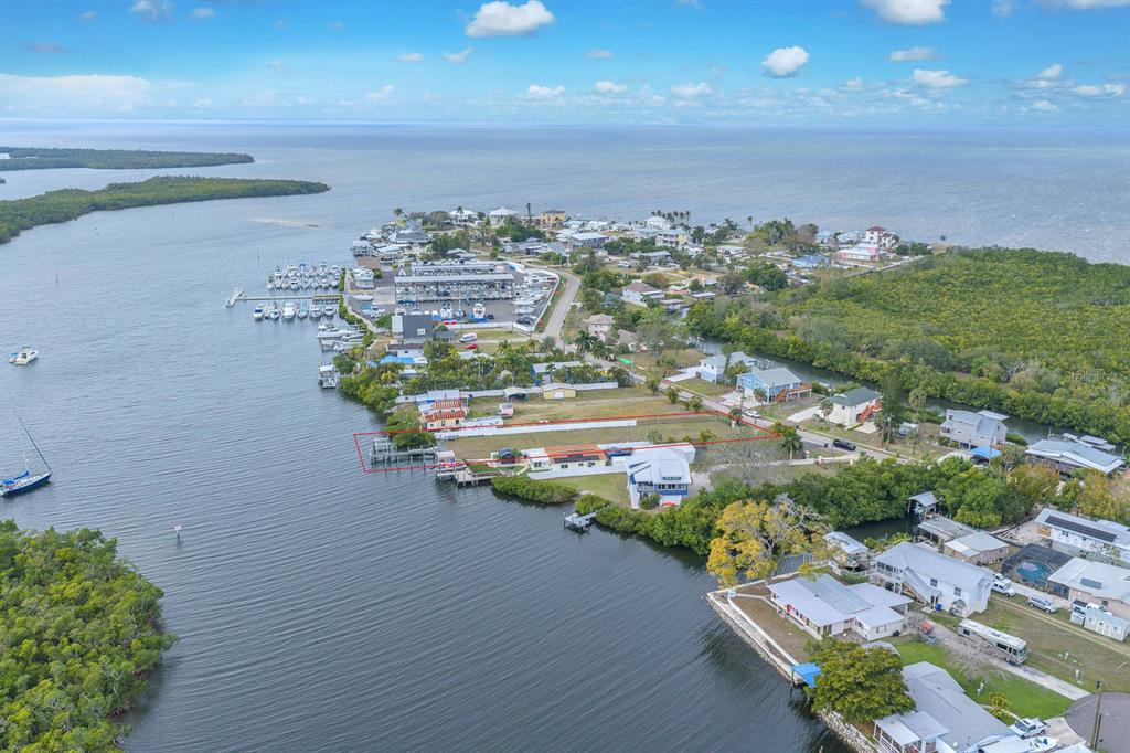 Property for sale at 3304 W SHELL POINT ROAD, RUSKIN, FL, 33570