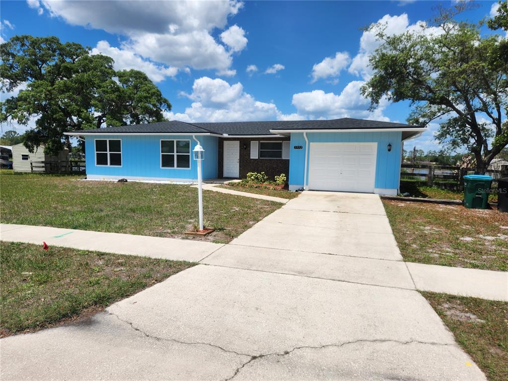 Property for sale at 1952 ENGLISH DRIVE, DELTONA, FL, 32738