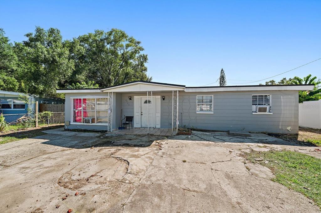 Property for sale at 2922 SAMPLE LOOP, TAMPA, FL, 33619
