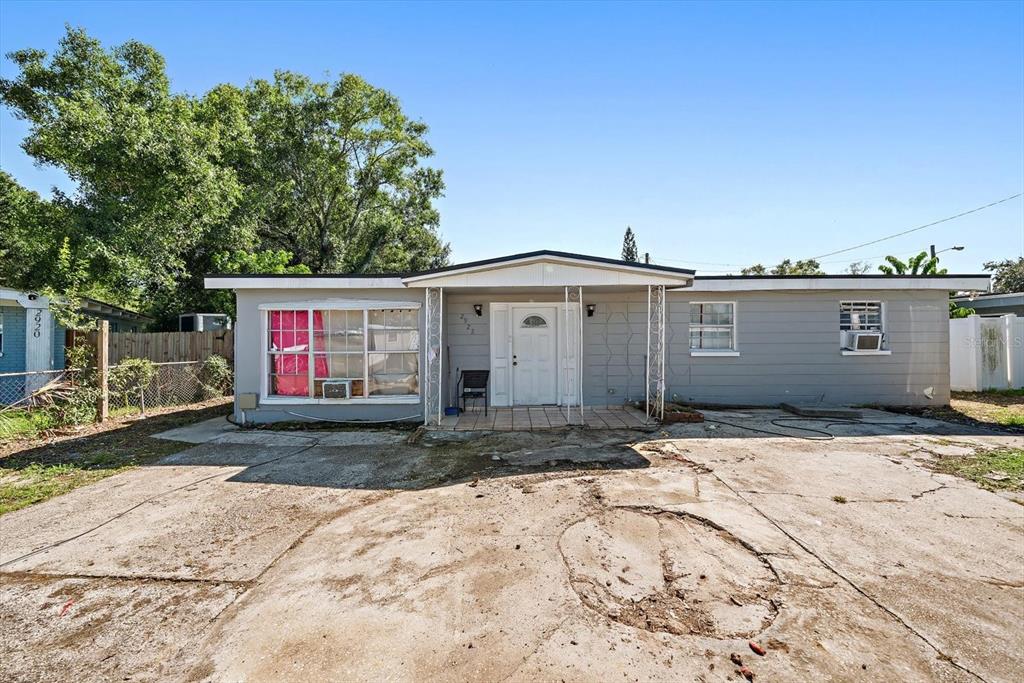 Property for sale at 2922 SAMPLE LOOP, TAMPA, FL, 33619