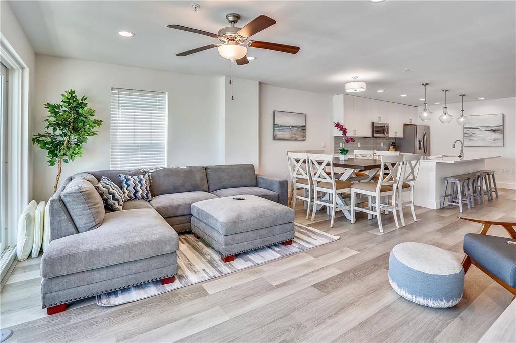 Property for sale at 15305 1ST STREET E UNIT 305, MADEIRA BEACH, FL, 33708