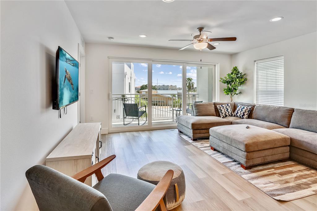 Property for sale at 15305 1ST STREET E UNIT 305, MADEIRA BEACH, FL, 33708