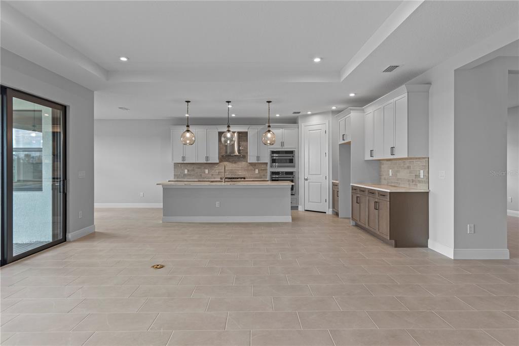 Kitchen-Great Room