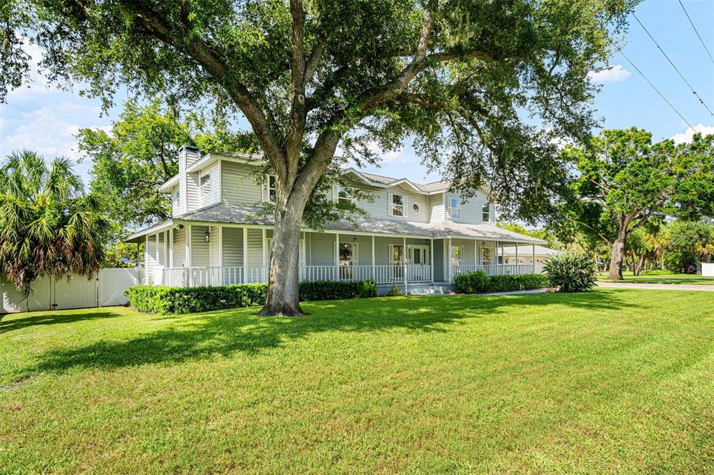 Property for sale at 2002 8TH STREET W, PALMETTO, FL, 34221