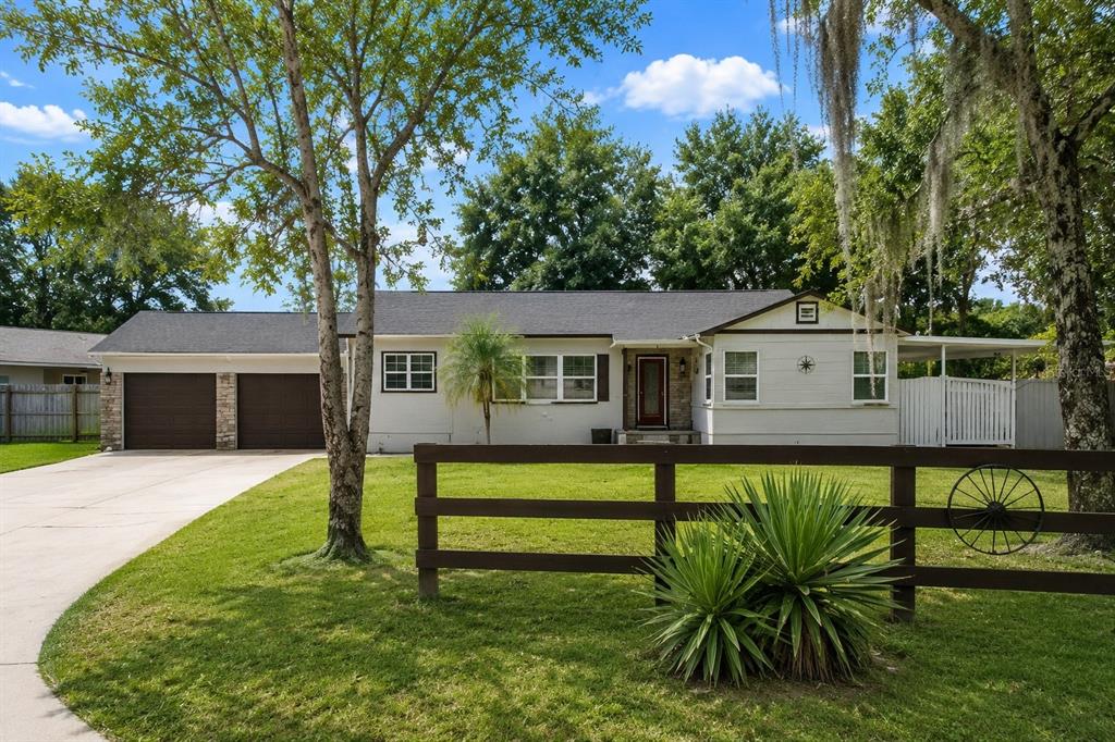 Property for sale at 2400 S LAUREL AVENUE, SANFORD, FL, 32771