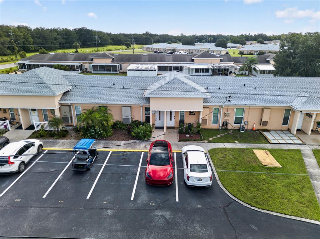 Enjoy carefree Florida living in this charming 1 Bedroom / 1 Bath Villa located in the all-age Lakeshore Club Community with RESORT-STYLE AMENITIES!