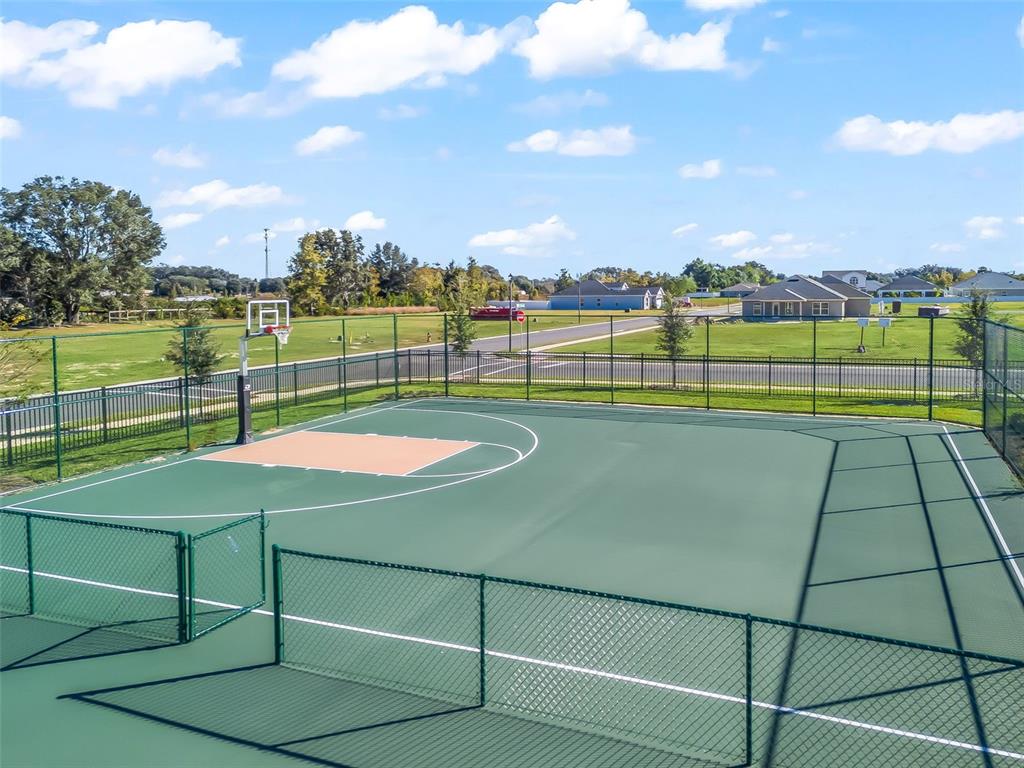 Property for sale at NE 125TH LOOP, PHASE 3, OXFORD, FL, 34484