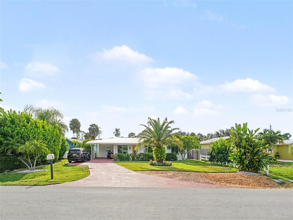 Property for sale at 818 THE RIALTO, VENICE, FL, 34285