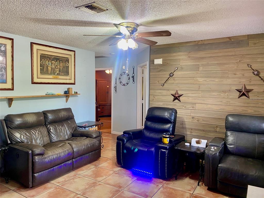 Property for sale at 132 RUTGERS ROAD, VENICE, FL, 34293