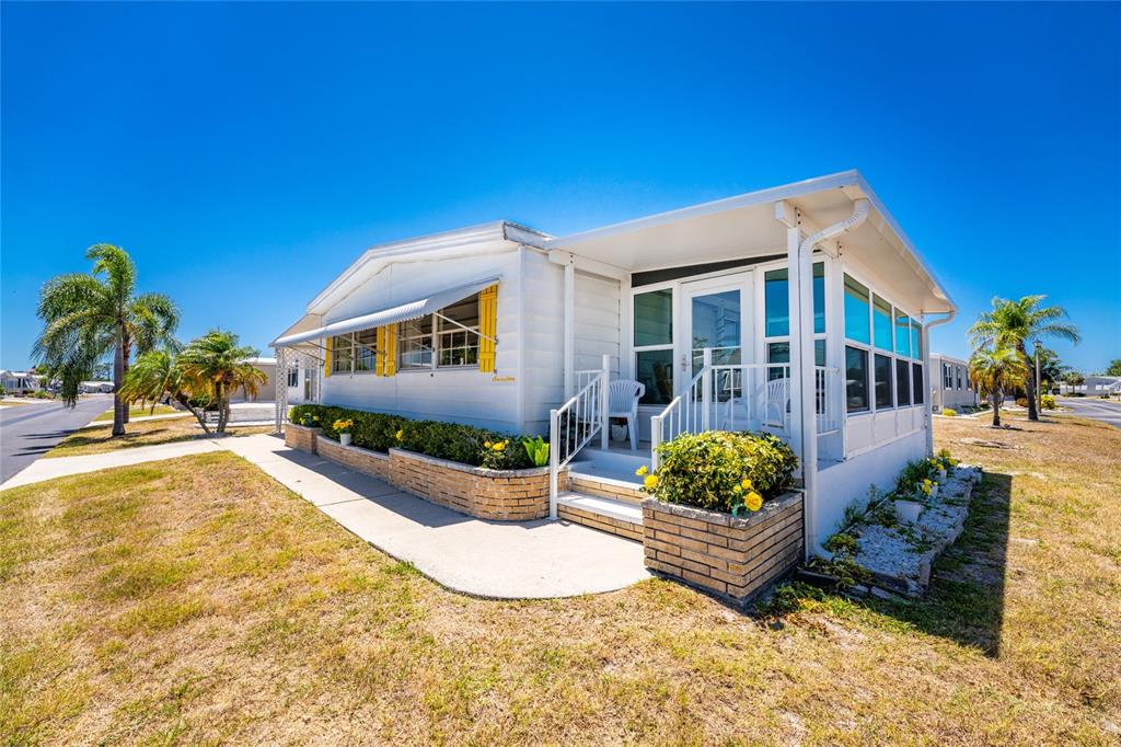 Property for sale at 17 N FLORA VISTA STREET, ENGLEWOOD, FL, 34223