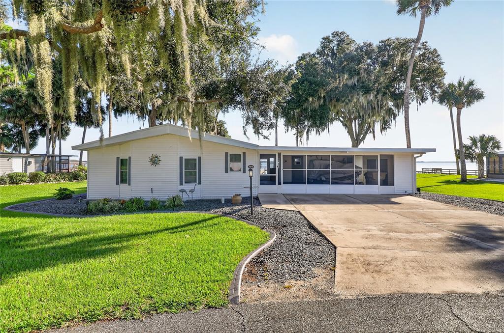 Property for sale at 38310 LANGLOIS PLACE, LEESBURG, FL, 34788