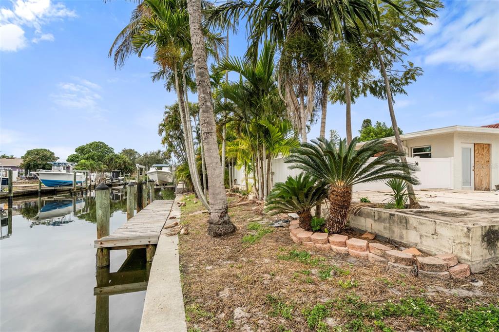 Property for sale at 9570 SUN ISLE DRIVE NE, ST PETERSBURG, FL, 33702