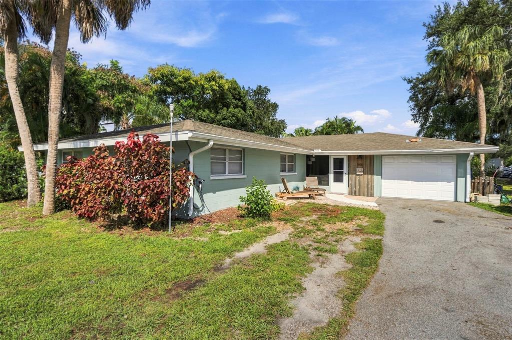 Property for sale at 5105 W COUNTRY CLUB DRIVE, SARASOTA, FL, 34243