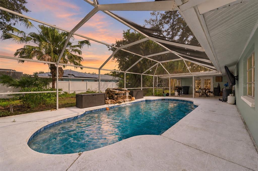 Property for sale at 5105 W COUNTRY CLUB DRIVE, SARASOTA, FL, 34243
