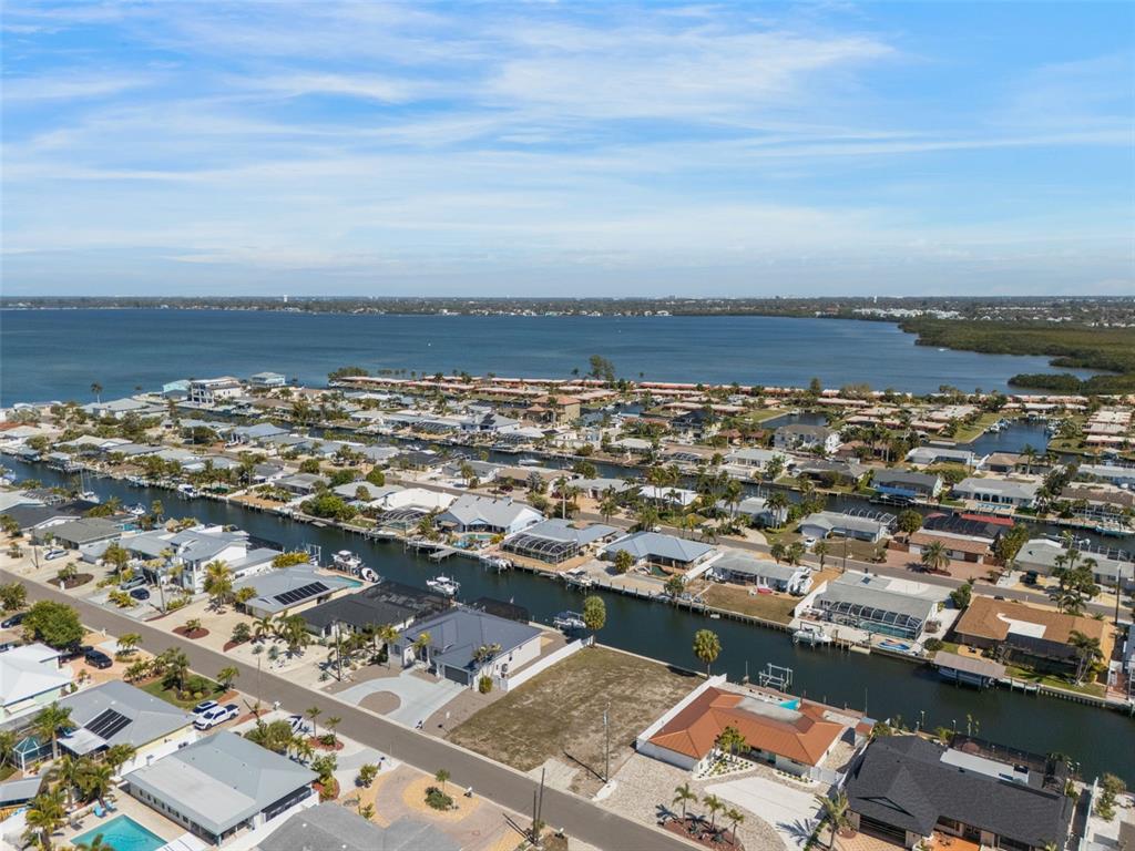 Property for sale at 4007 COCONUT TERRACE, BRADENTON, FL, 34210