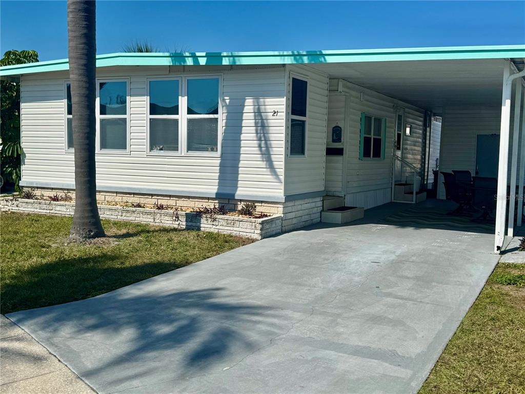 Property for sale at 7901 N 40TH AVENUE N UNIT 21, ST PETERSBURG, FL, 33709