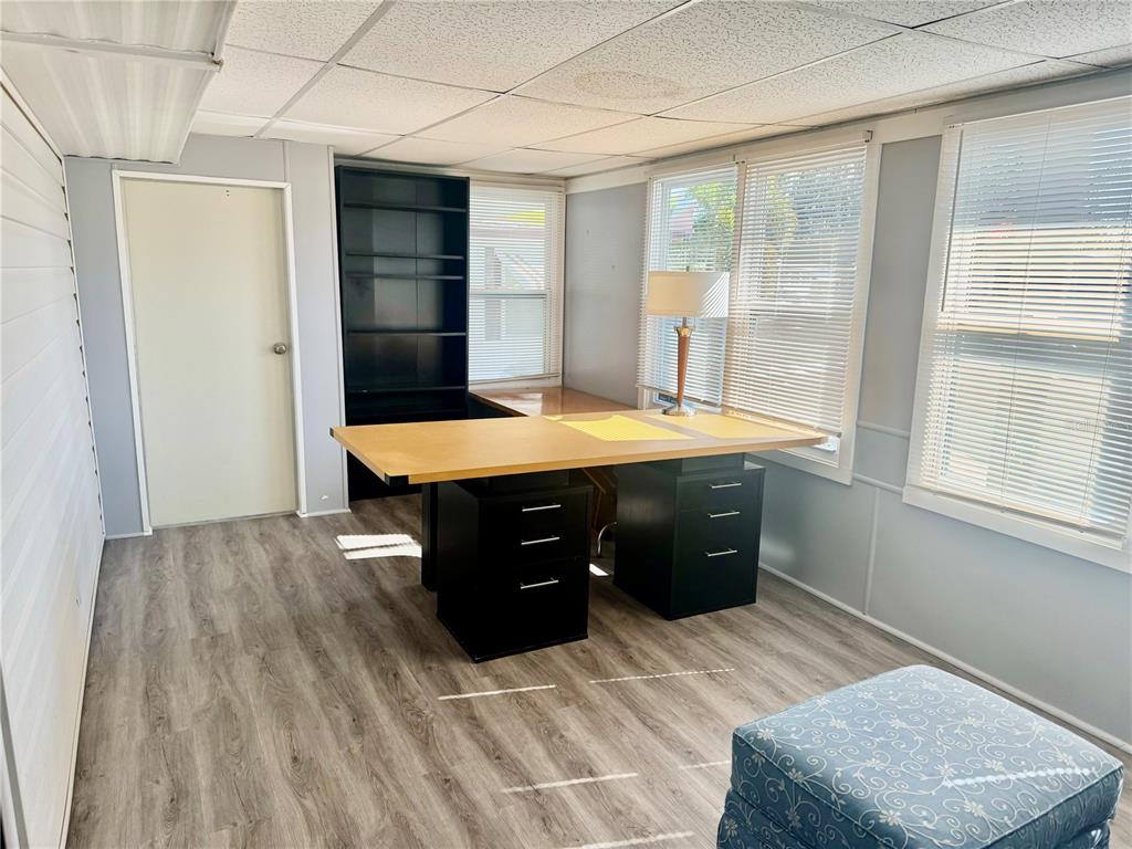 Property for sale at 7901 N 40TH AVENUE N UNIT 21, ST PETERSBURG, FL, 33709