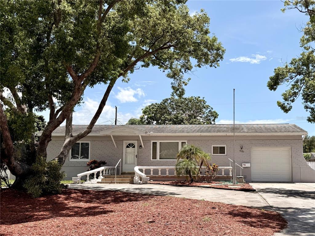 Property for sale at 4320 YARDLEY AVENUE N, ST PETERSBURG, FL, 33713