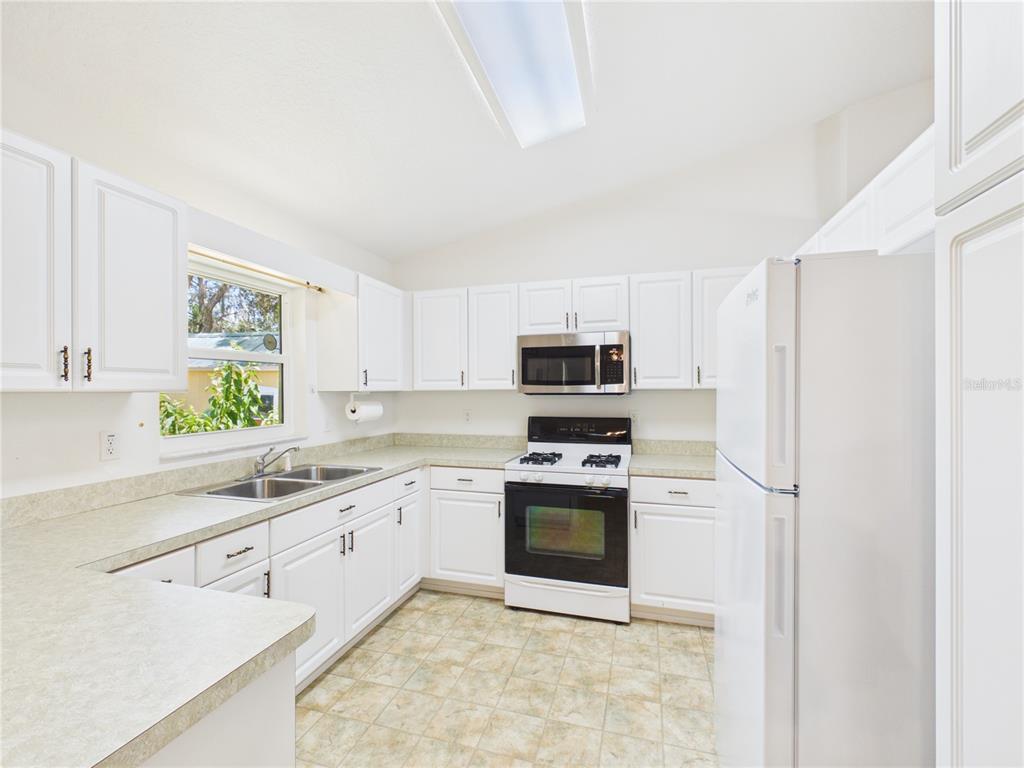 Property for sale at 11236 N RAIN POINT, INGLIS, FL, 34449