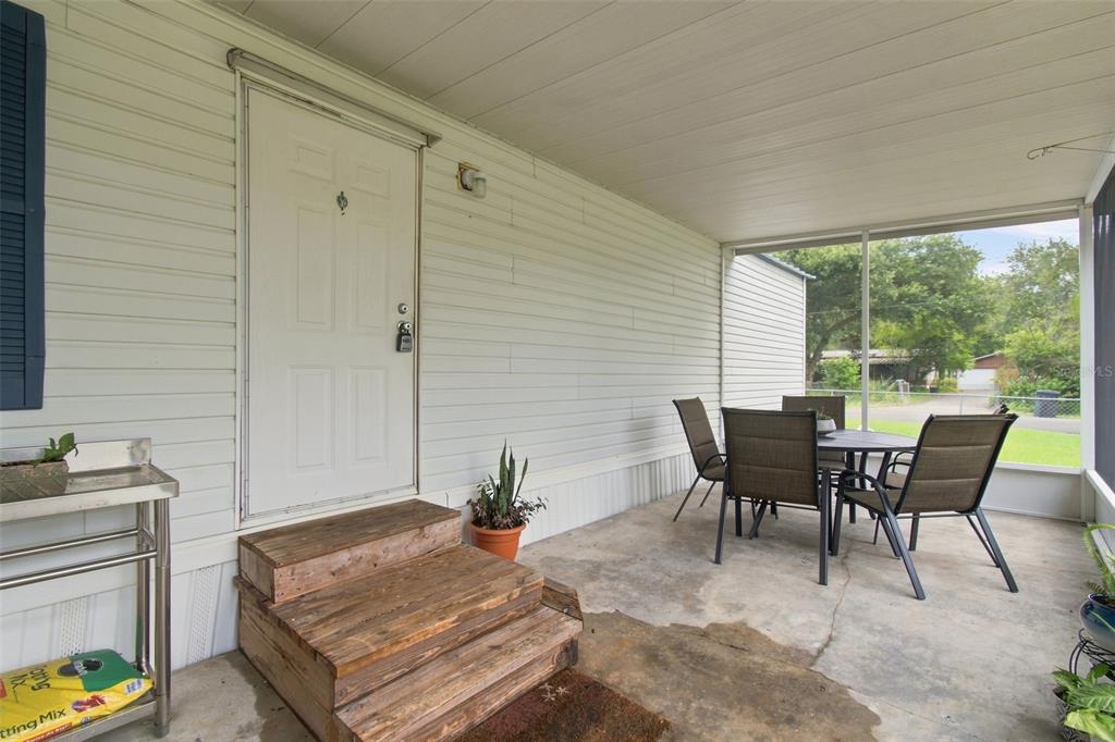 Property for sale at 8823 E MILLPOINT ROAD, RIVERVIEW, FL, 33578