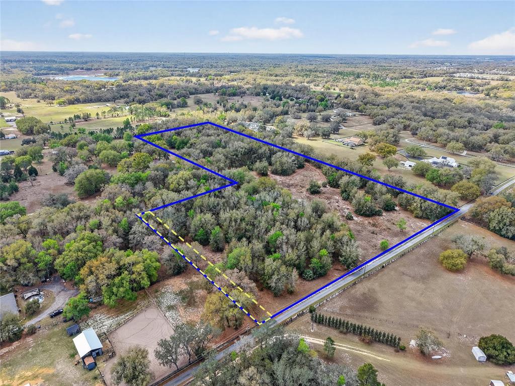 Property for sale at 3800 DOUBLE D CIRCLE R, LADY LAKE, FL, 32159
