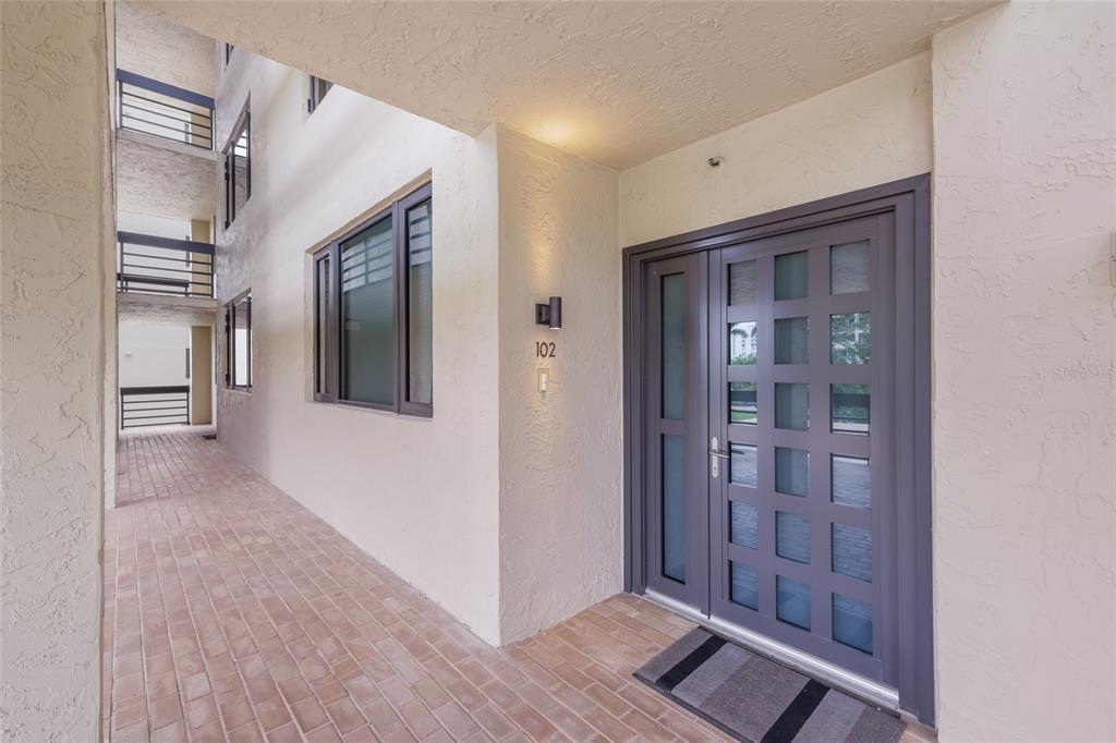 Property for sale at 1095 GULF OF MEXICO DRIVE UNIT 102, LONGBOAT KEY, FL, 34228