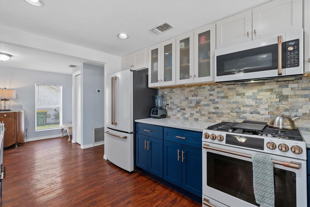 Property for sale at 4111 SARASOTA AVENUE, SARASOTA, FL, 34234