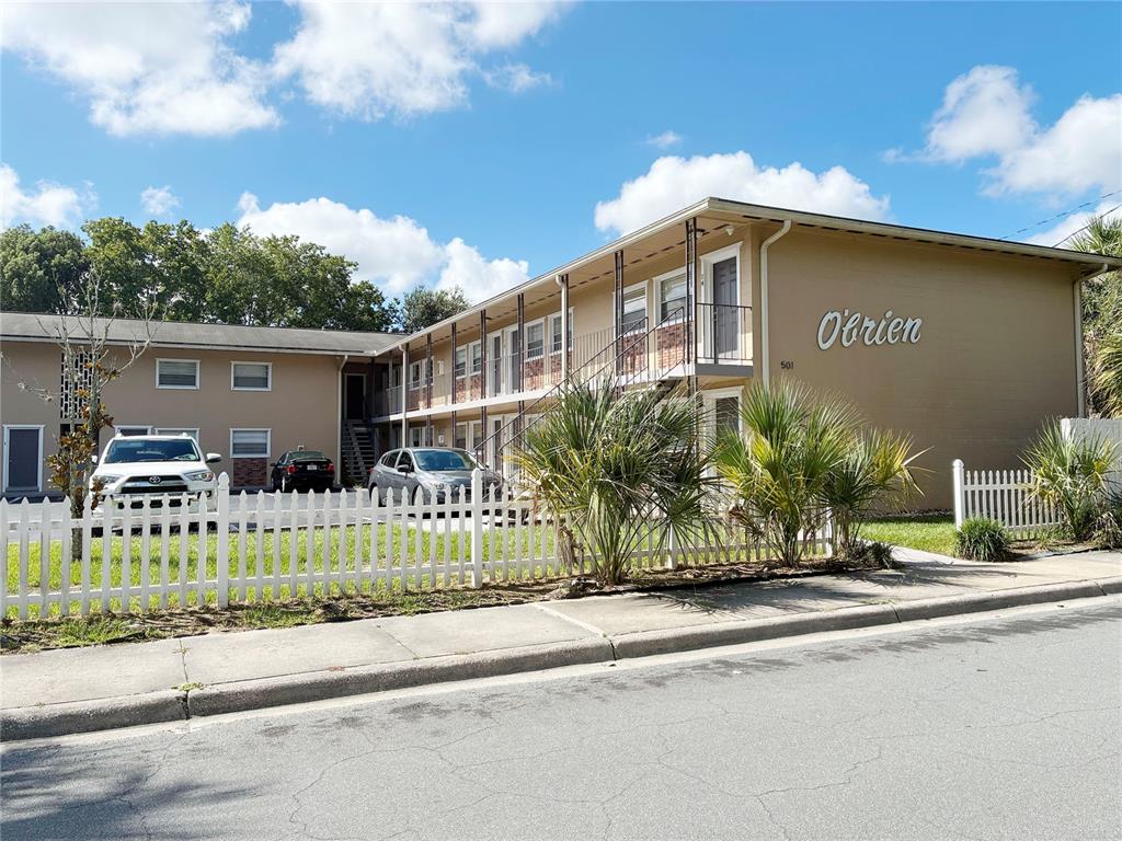 Property for sale at 501 NW 15TH AVENUE UNIT 4, GAINESVILLE, FL, 32601