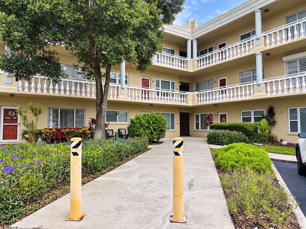 Property for sale at 2330 ECUADORIAN WAY UNIT 32, CLEARWATER, FL, 33763