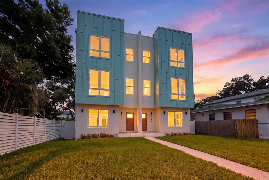 Property for sale at 2142 5TH AVENUE N, ST PETERSBURG, FL, 33713