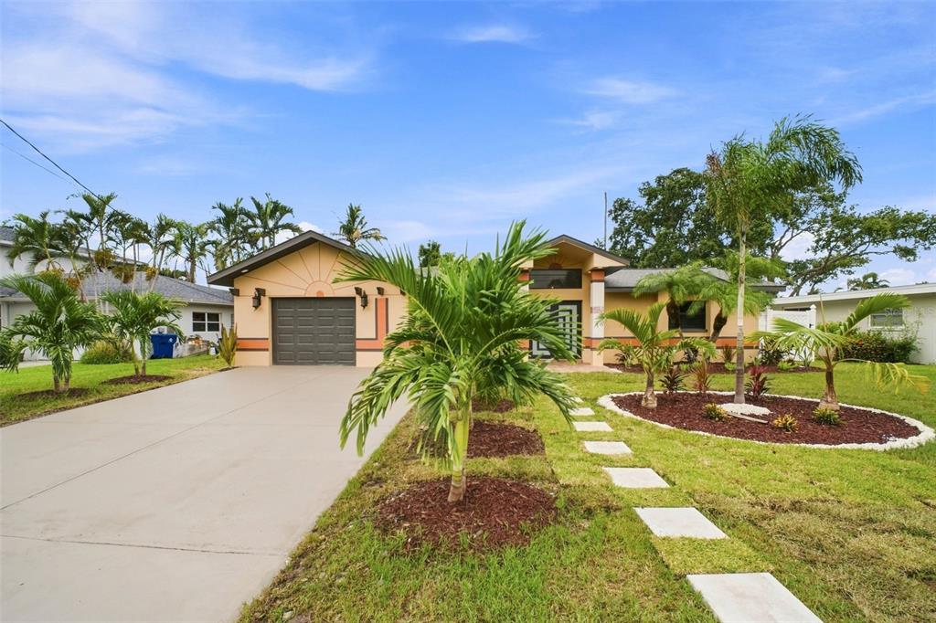 Property for sale at 15918 REDINGTON DRIVE, REDINGTON BEACH, FL, 33708