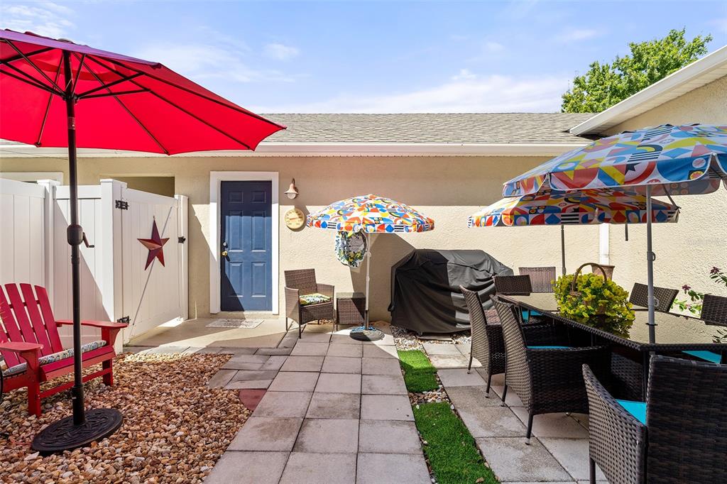 Private Patio w/garage access