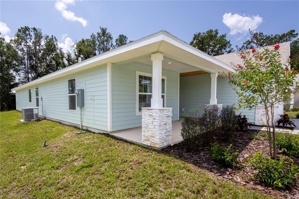 Property for sale at 581 SW BELLFLOWER DRIVE, LAKE CITY, FL, 32024