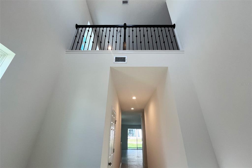 Property for sale at 7052 ROLLING LEAF ROAD, GROVELAND, FL, 34736