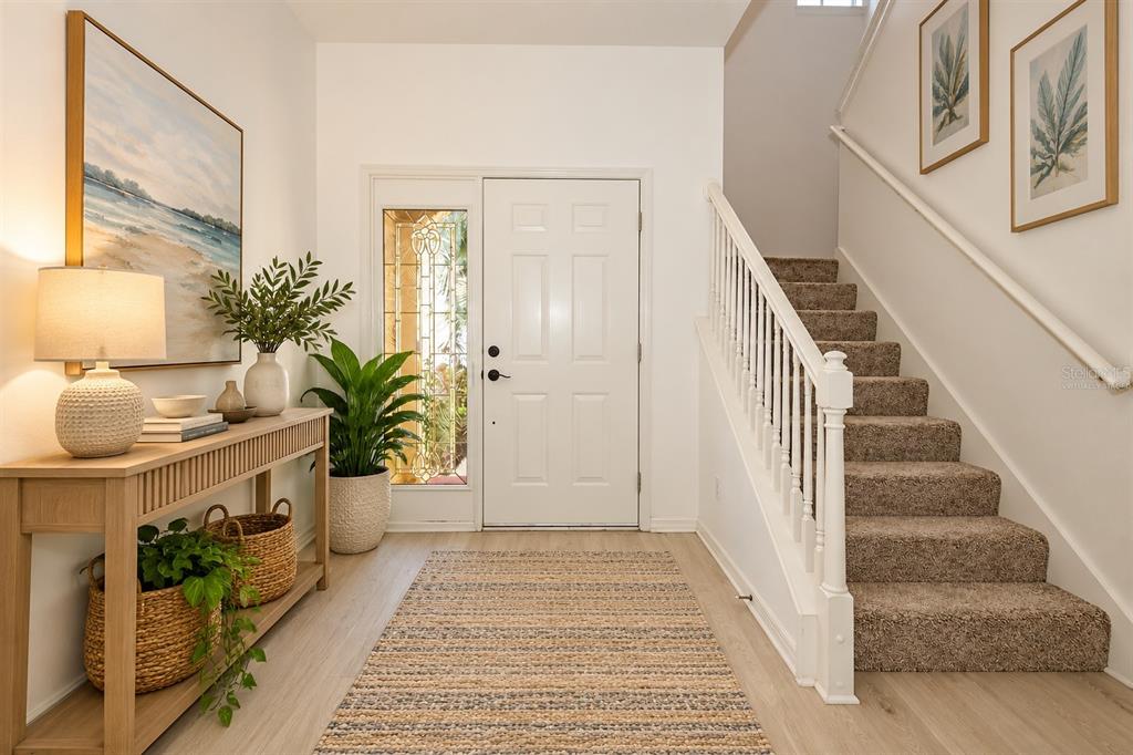 VIRTUALLY STAGED FOYER