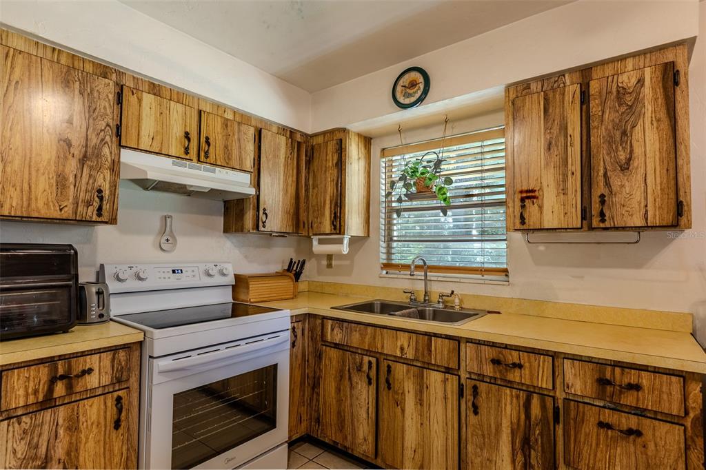 Property for sale at 17697 NW 222ND STREET, HIGH SPRINGS, FL, 32643