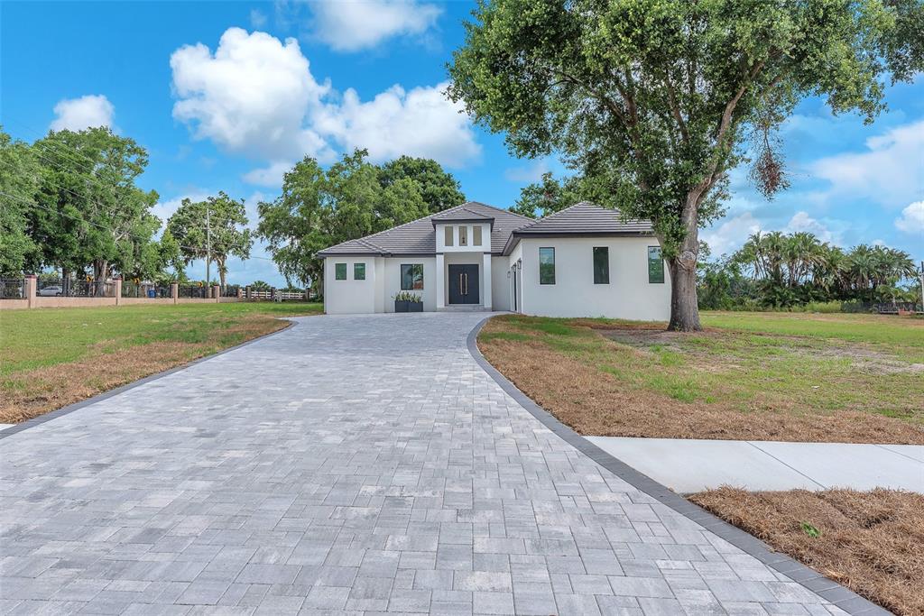 Property for sale at 11921 FORT KING HIGHWAY, THONOTOSASSA, FL, 33592