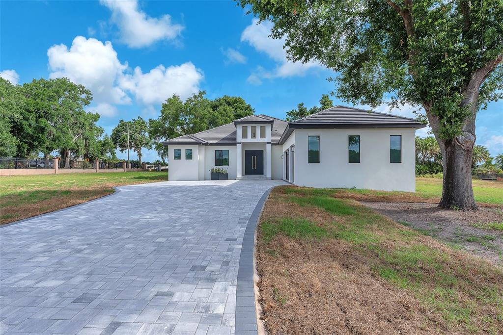 Property for sale at 11921 FORT KING HIGHWAY, THONOTOSASSA, FL, 33592
