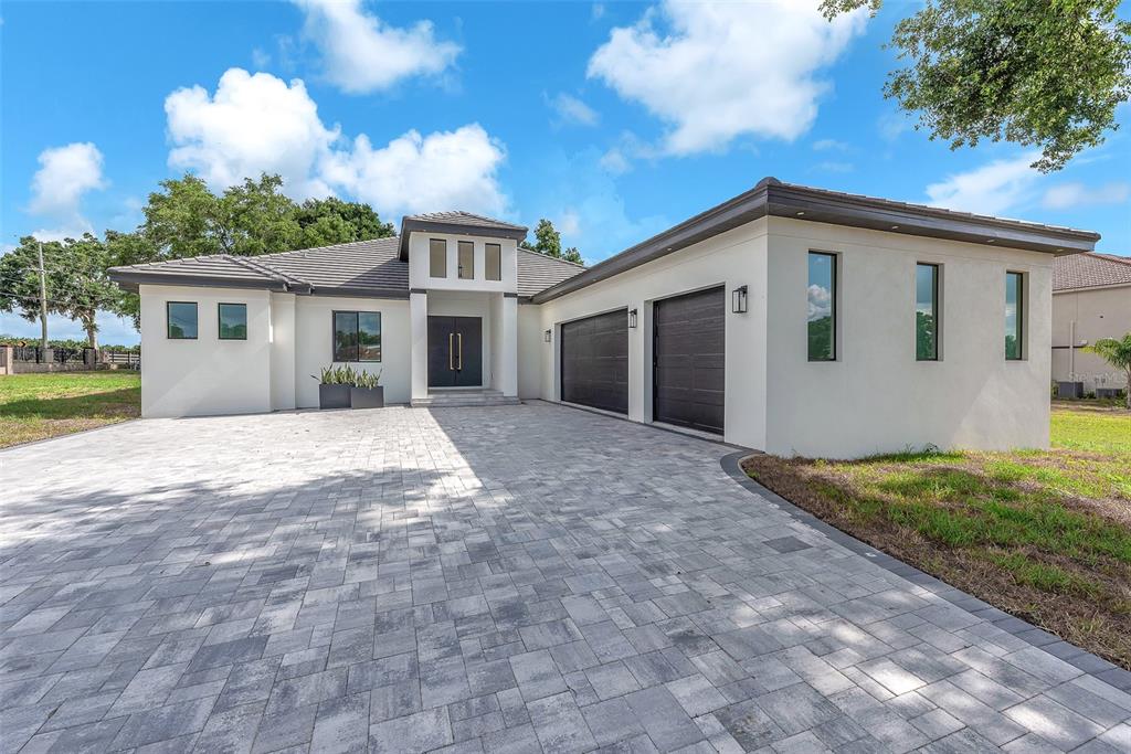 Property for sale at 11921 FORT KING HIGHWAY, THONOTOSASSA, FL, 33592