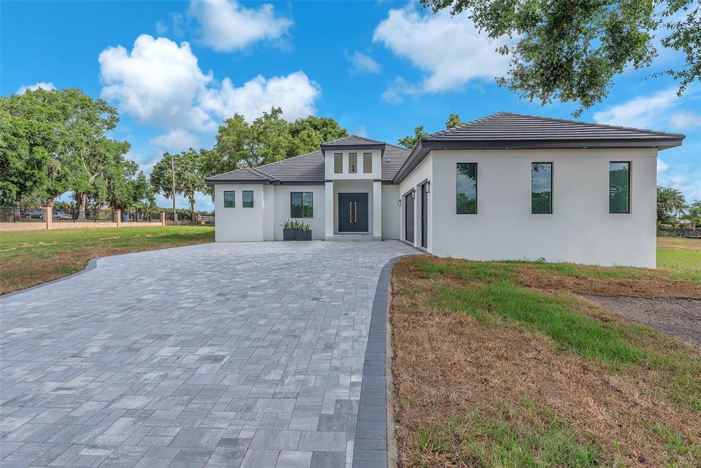Property for sale at 11921 FORT KING HIGHWAY, THONOTOSASSA, FL, 33592